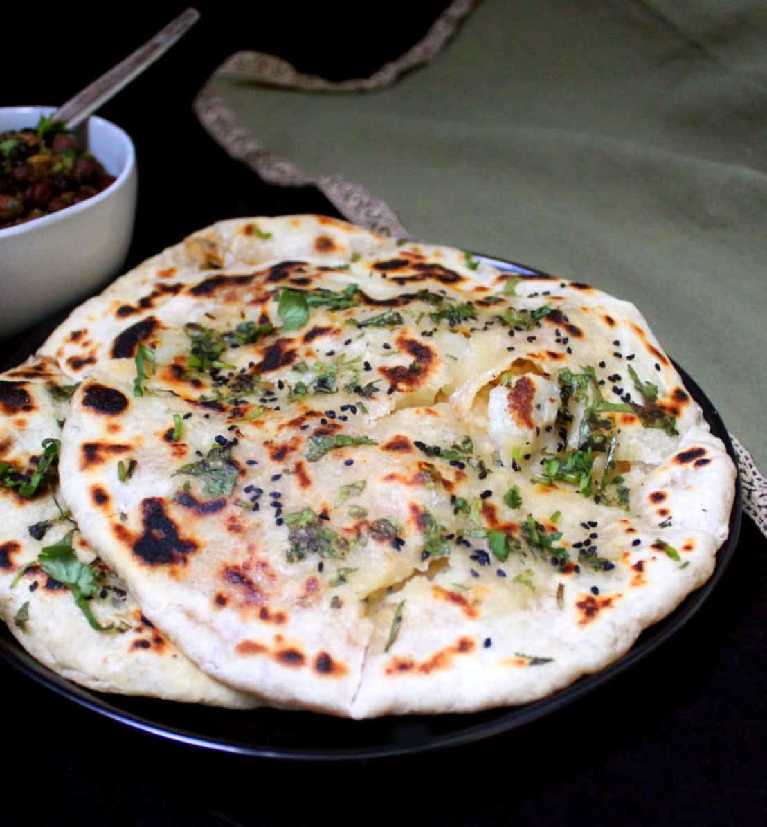Aloo Onion Kulcha