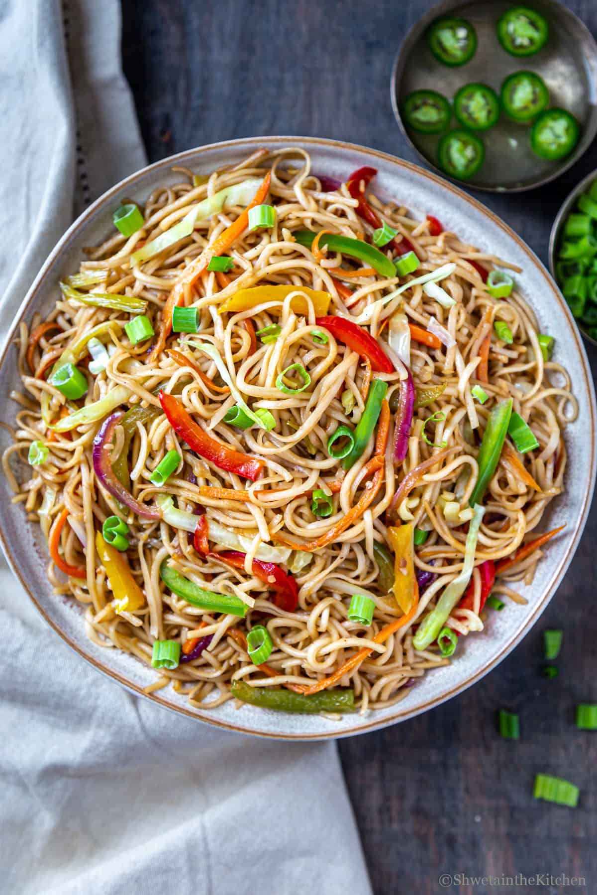 Veg, Noodles